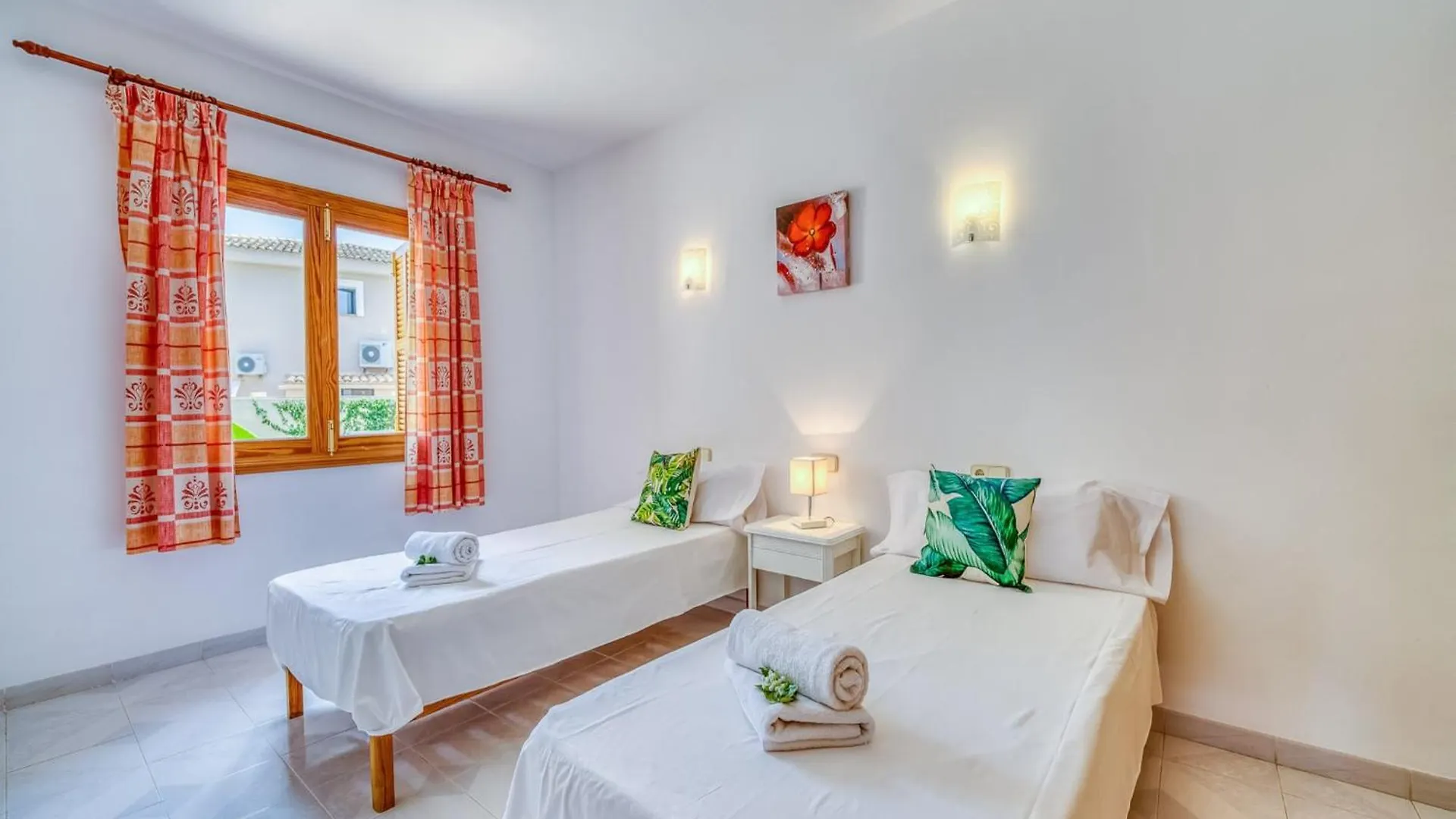 Holiday Home For 6 Guests In Manacor