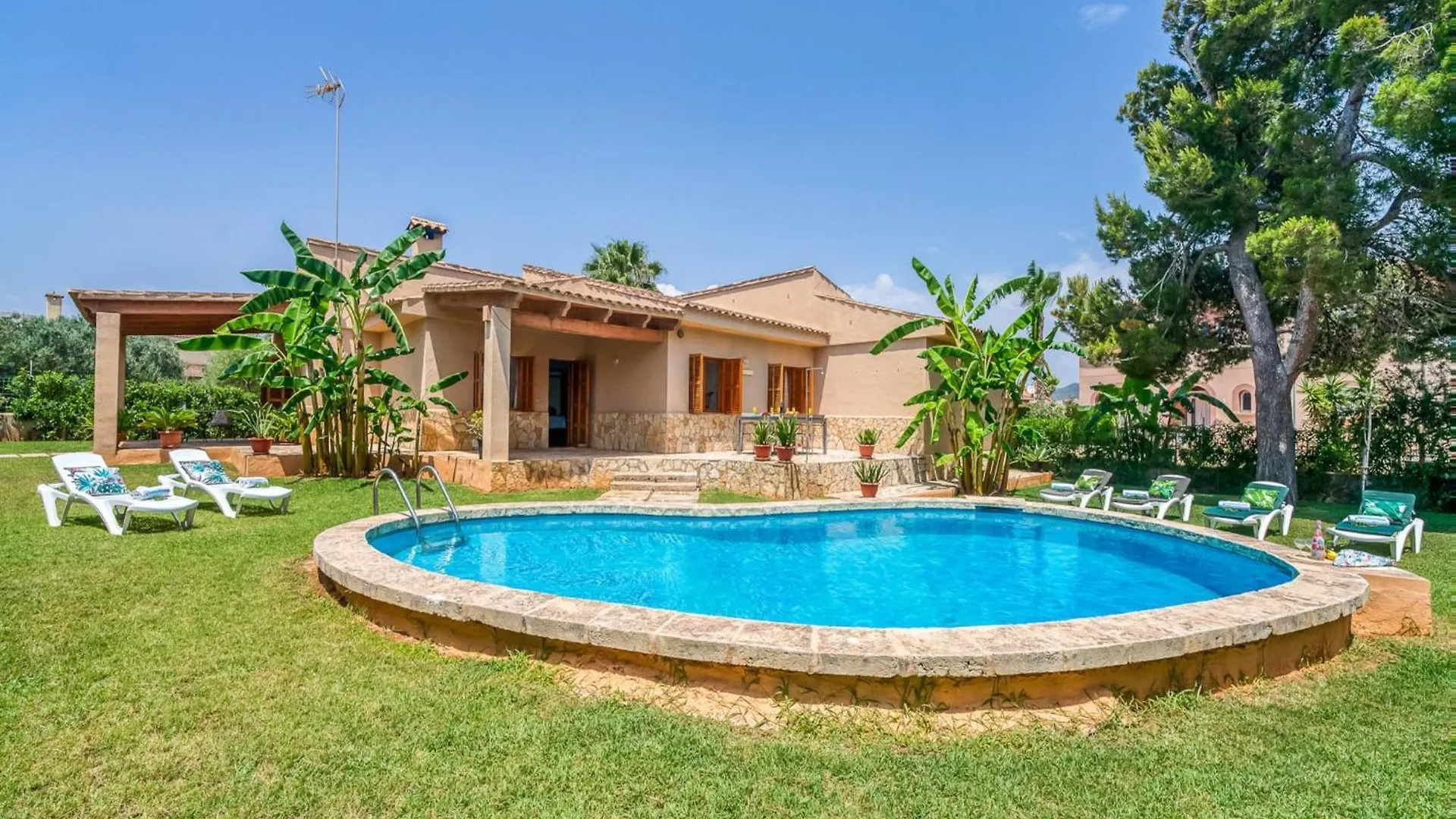 Holiday Home For 6 Guests In Manacor